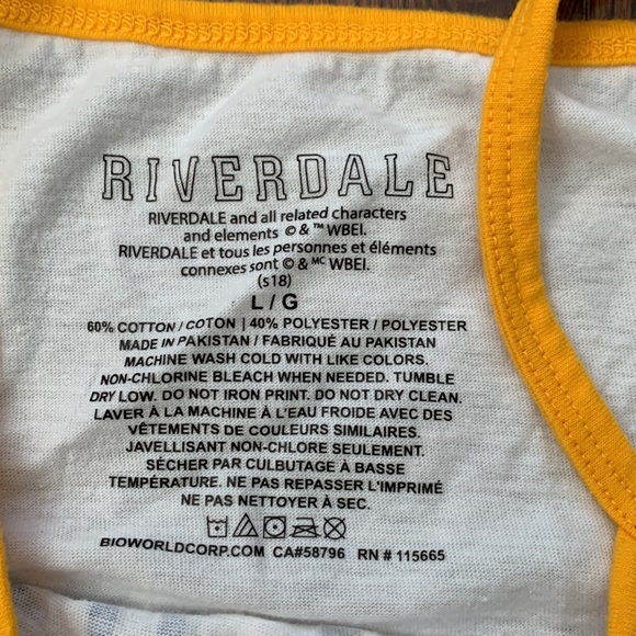 Large women’s Riverdale tank, washed but never worn - Picture 2 of 2